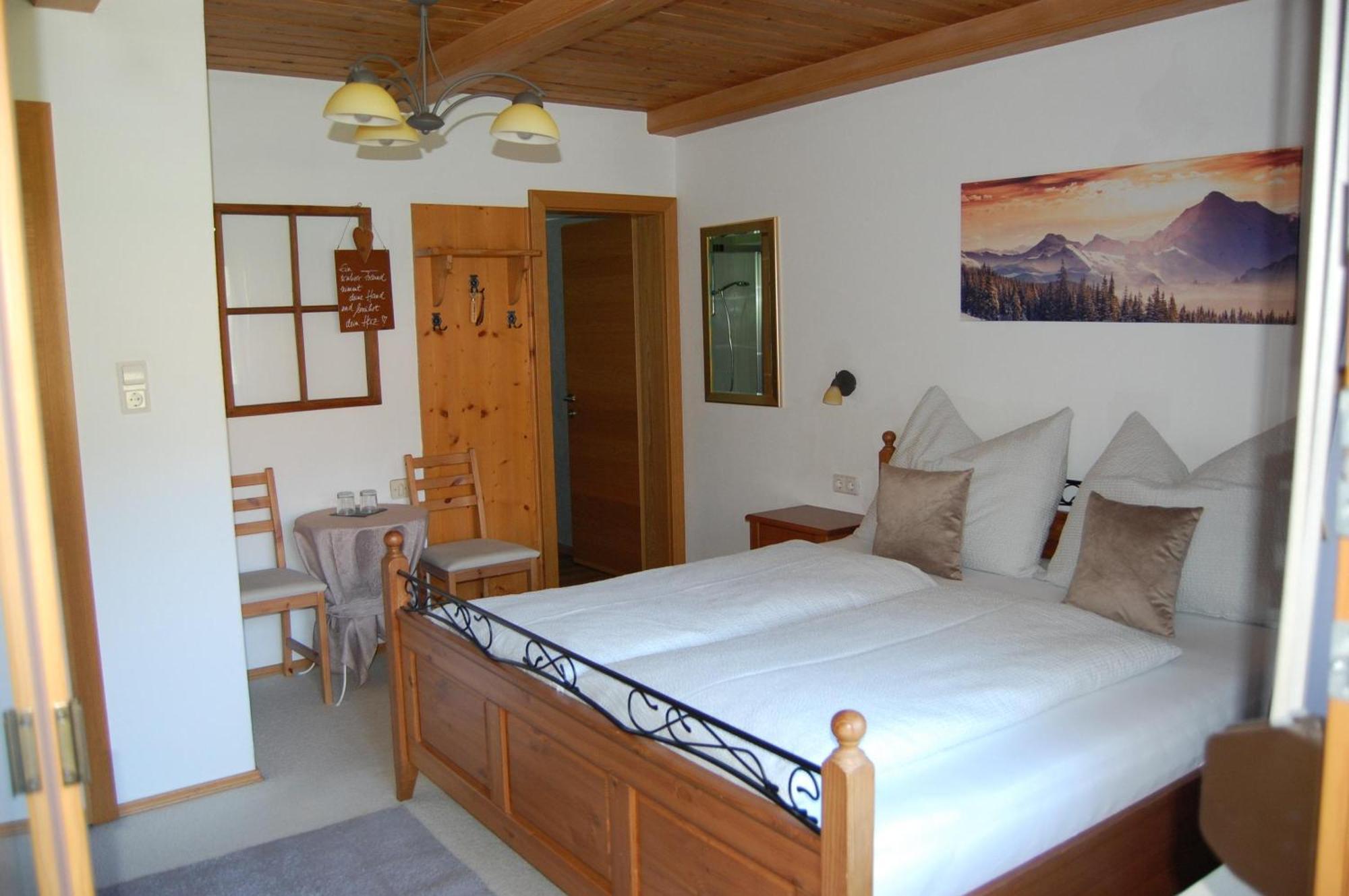Haus Hager Bed & Breakfast Schlitters Bagian luar foto