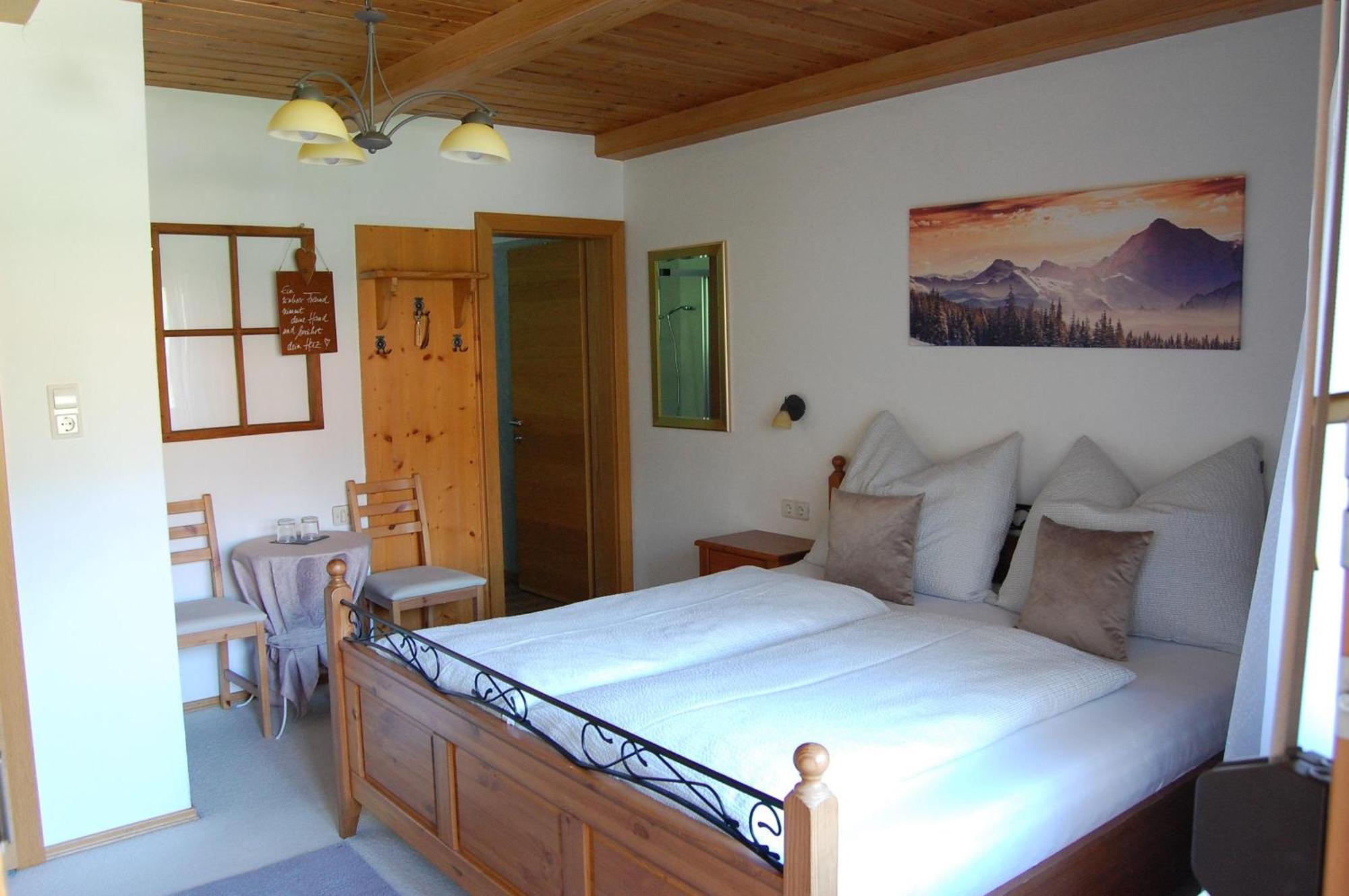 Haus Hager Bed & Breakfast Schlitters Bagian luar foto