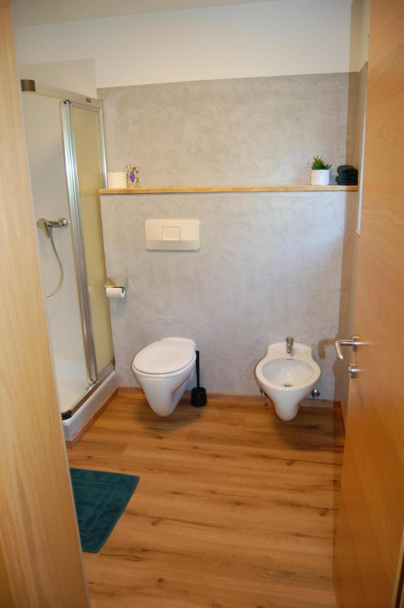 Haus Hager Bed & Breakfast Schlitters Bagian luar foto